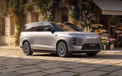 バッテリー技術: 第2世代ブレードバッテリーの実力 – 腾勢N8Lのスペックから読み解く急速充電の進化