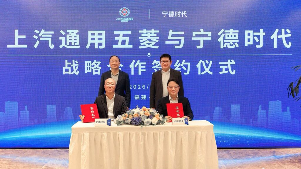 バッテリー技術: CATL「10分で10→80%充電」の技術戦略 – BYD 1500kW超急速充電との競争激化