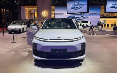 中国EV: 理想汽車vs日産 – 中国当局が両社を召喚、誹謗中傷問題の行方