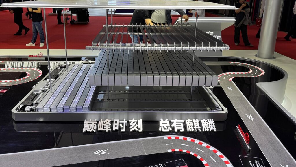 バッテリー技術: CATLナトリウムイオン電池、量産開始へ — 日本のEV価格と蓄電池市場への影響を読む