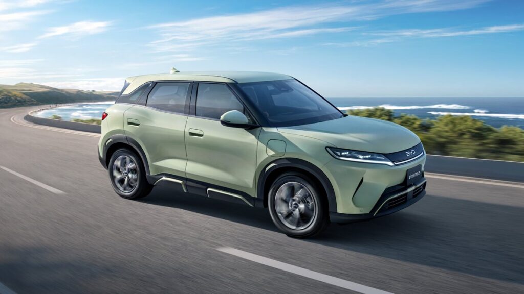 BYD: BYDがカナダに20店舗一斉展開 – 北米市場攻略の新ルート