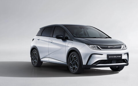 BYD: BYD全4車種の価格・スペック比較 – 補助金込みで最安234万円から【2026年】