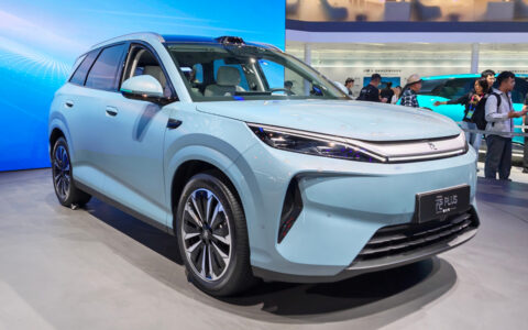 新型BYD ATTO 3が北京で公開 – 現行モデルとの違いをスペック比較で解説