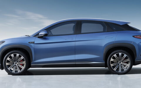 充電インフラ: 日本のEV充電インフラ比較 – 規格・料金・設置状況【2026年最新】