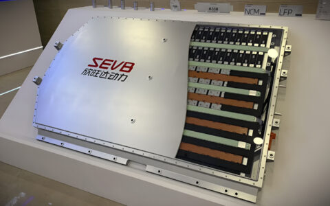 バッテリー技術: LFPで15C充電 – サンウォダ新型バッテリーが示す超急速充電の現在地