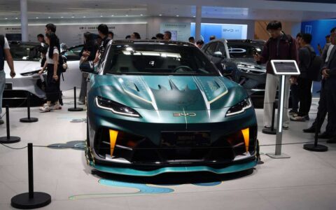 BYD、先進運転支援システムを20%超値上げ – ストレージ価格高騰の波紋