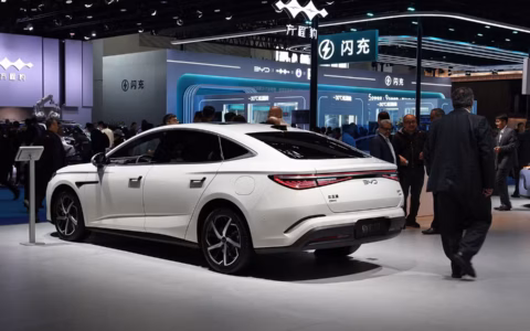 人民元高が直撃 – BYD・吉利ほか中国EV大手のQ1決算を読む