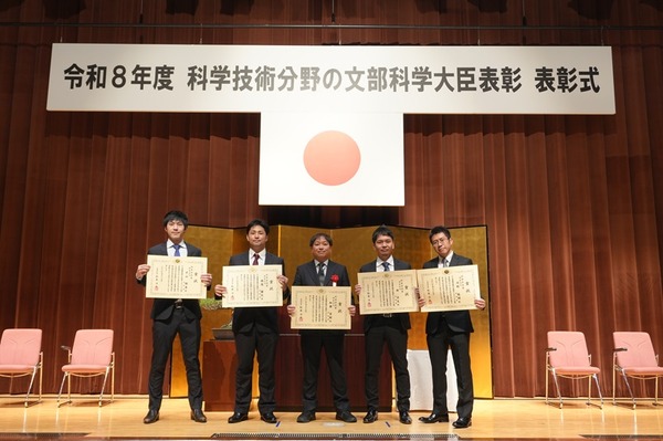 デンソーの高効率ヒートポンプが文科大臣表彰 – EV冬場の航続距離問題に終止符を打てるか