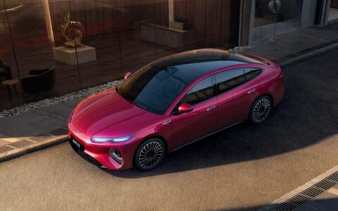 BYD第2世代ブレードバッテリー – 1,000km航続・5分充電の実力を初代と徹底比較