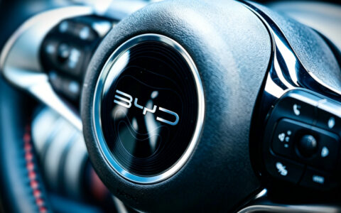 BYD、ADAS値上げの背景 – 半導体高騰は日本価格に波及するか