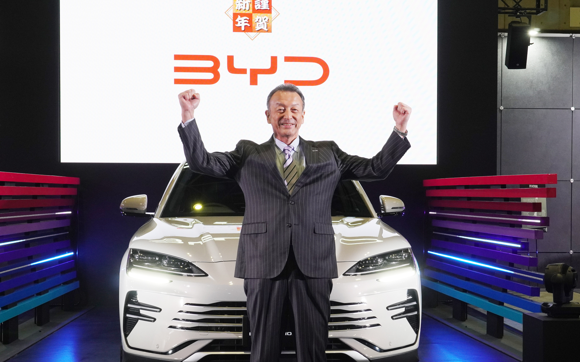 BYD 3列シートは日本未導入 - TangとDenza D9の現在地