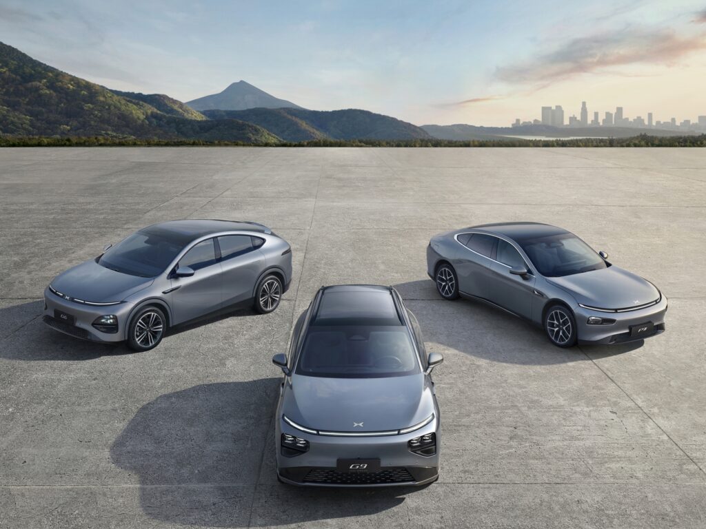 中国EV車載OSとスマホ連携 – BYD日本仕様とNIO・Xpengの現在地