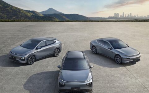 中国EV車載OSとスマホ連携 – BYD日本仕様とNIO・Xpengの現在地