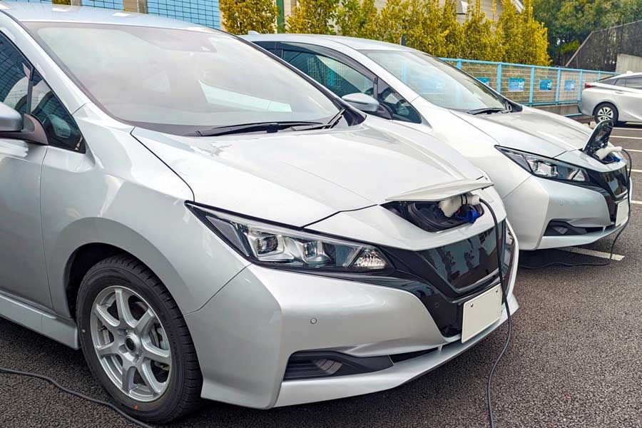 EV保険料比較2026-型式別料率クラスでガソリン車と何倍差か