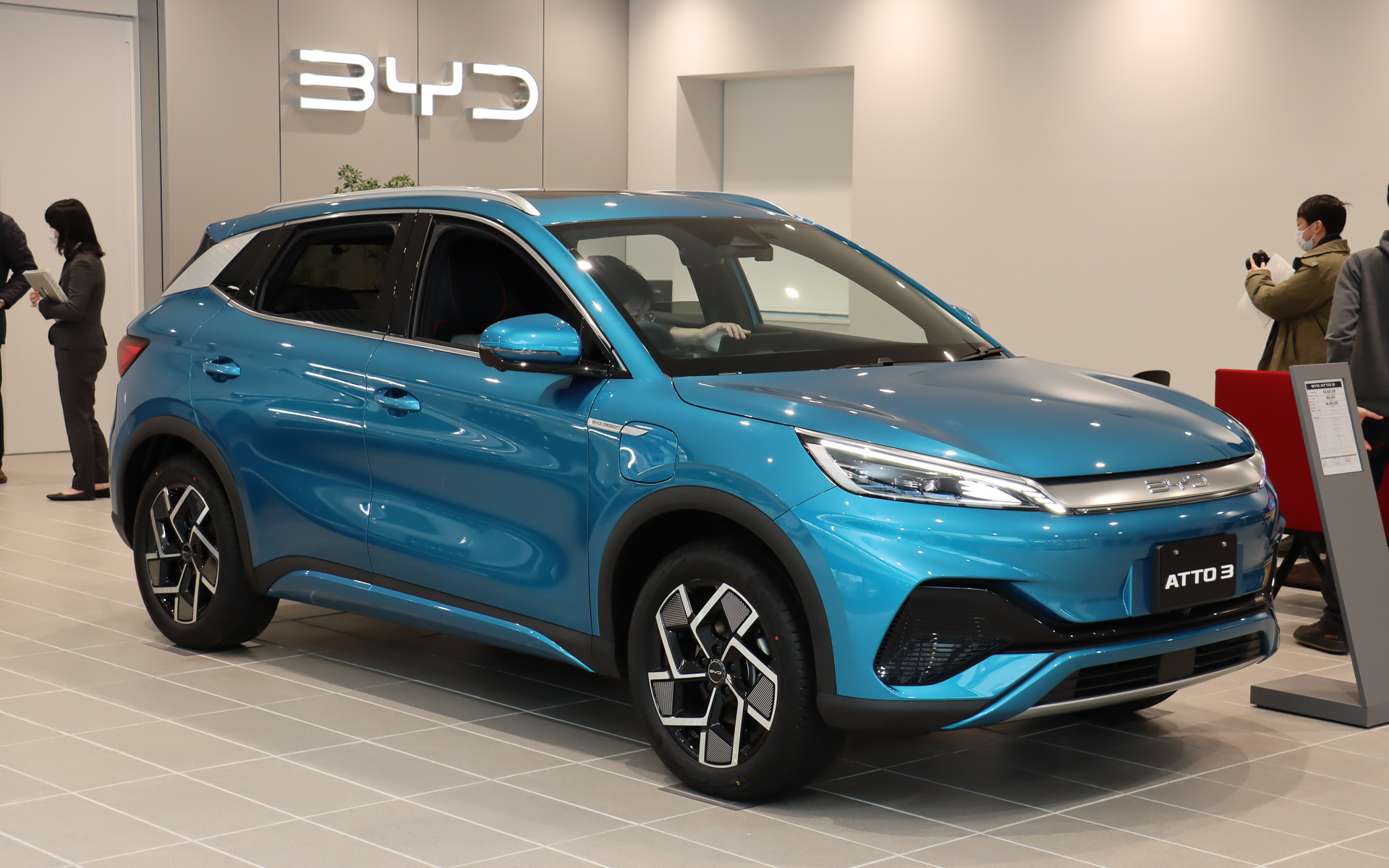 BYD日本の店舗数2026 - 77拠点の実像と出店戦略の転換点